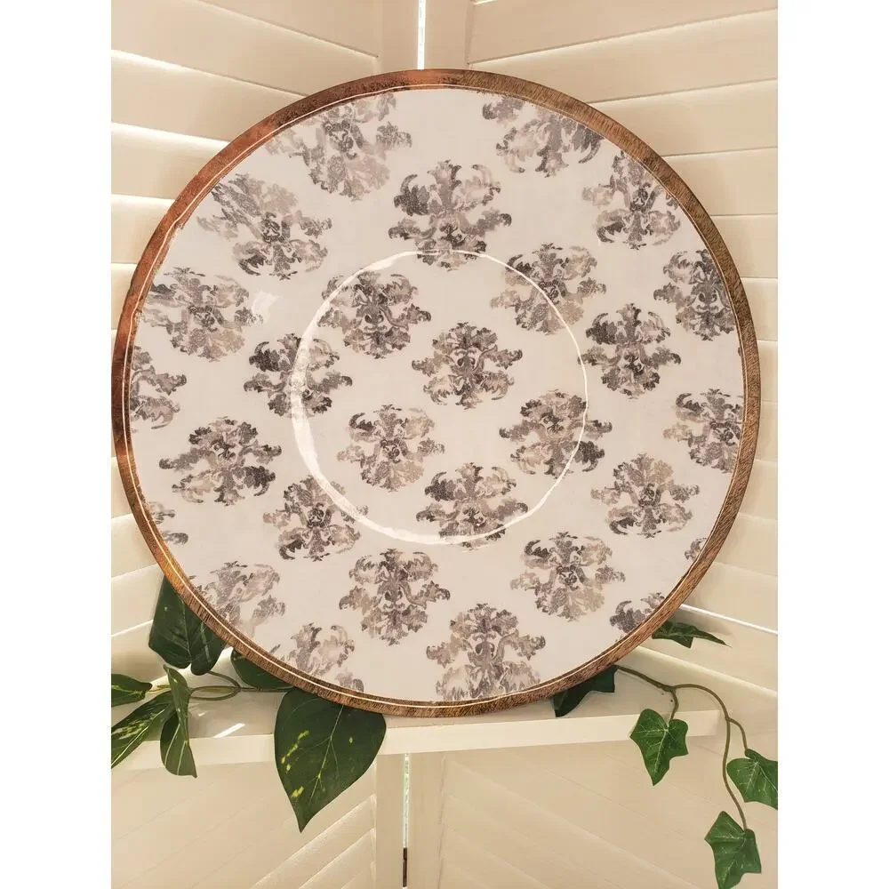 WOOD AND ACRYLIC DECORATIVE BOWL